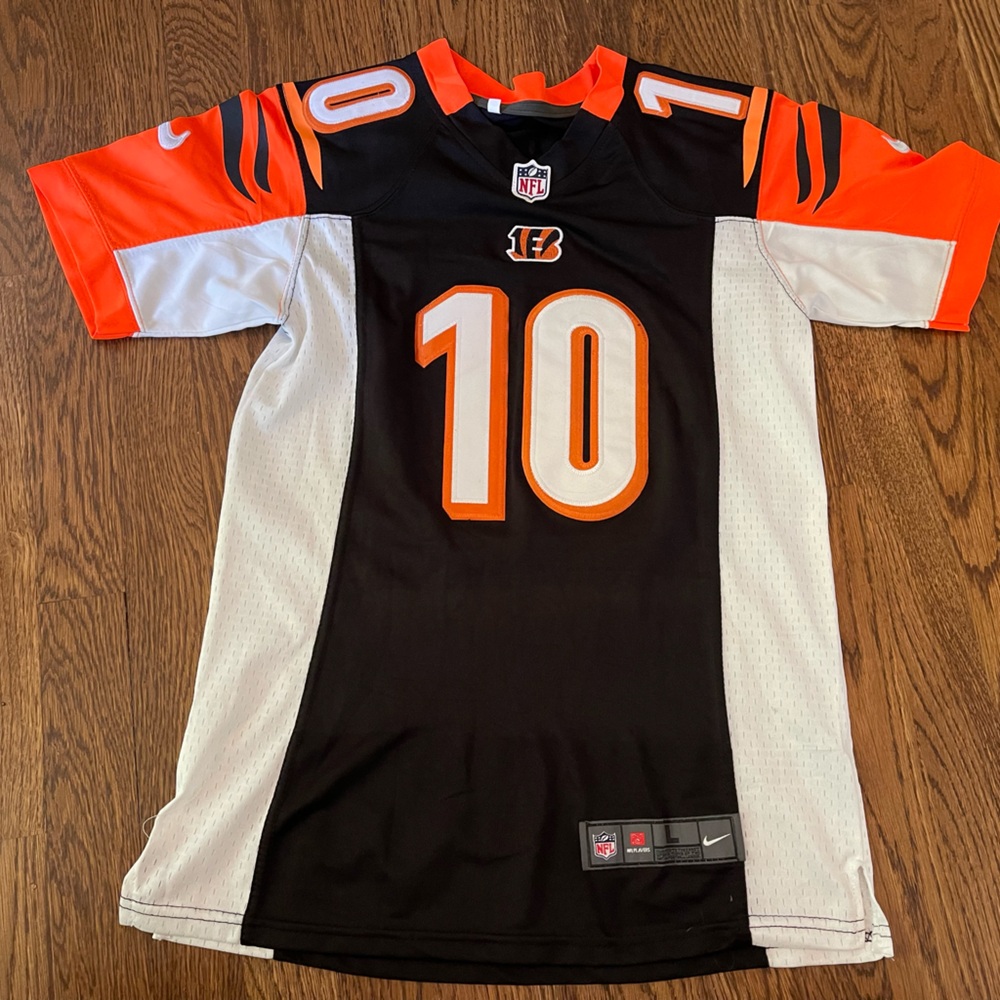 Bengals jersey broadway boys size L